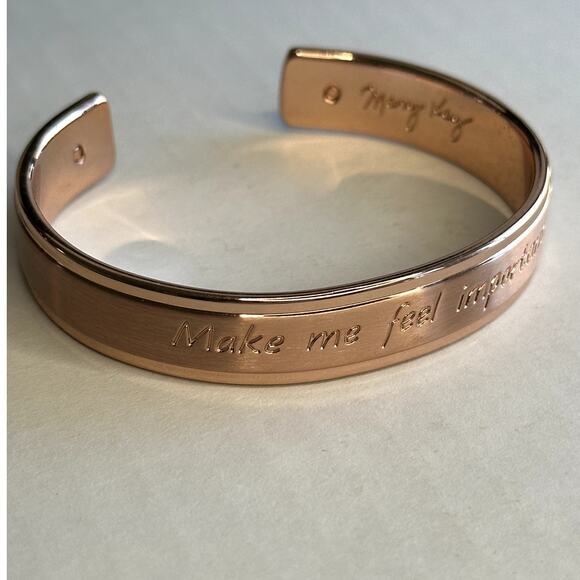 Mary Kay Rose Gold Tone Cuff Bracelet "Make Me Feel Important: Rhinestones - Picture 3 of 4